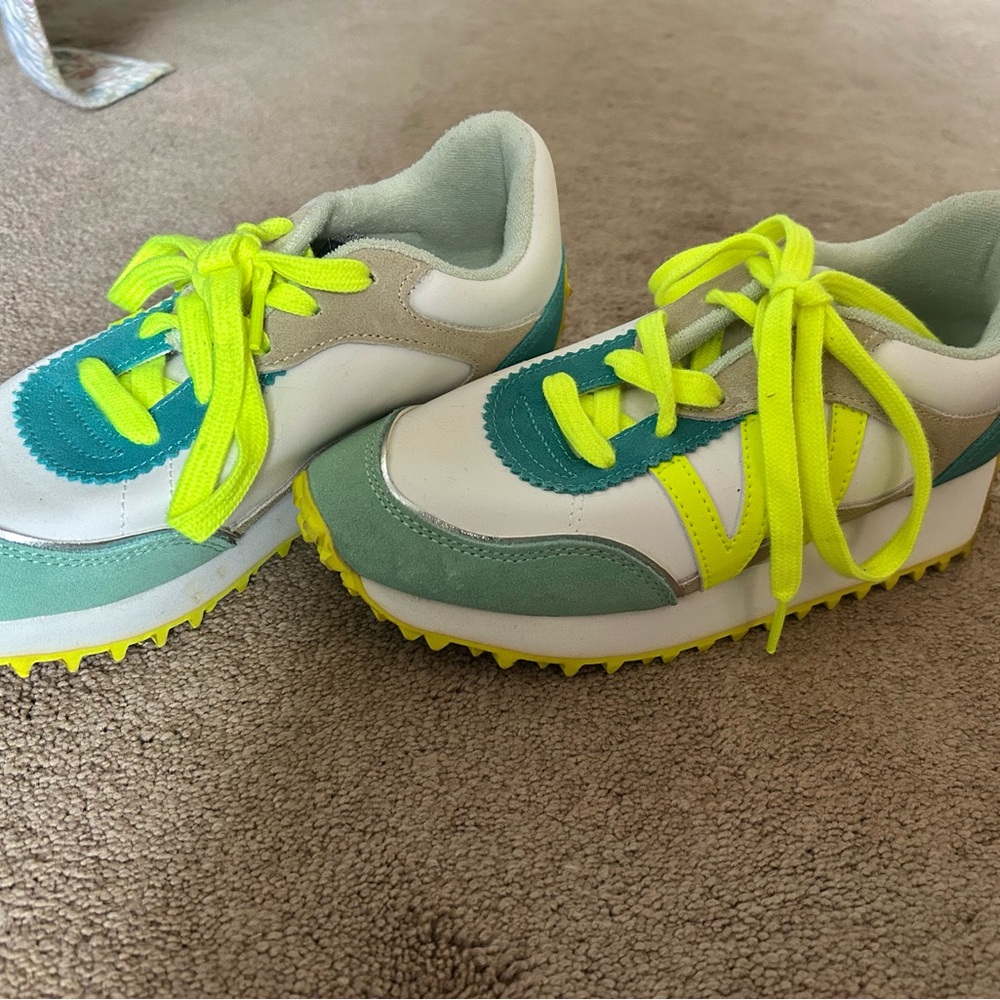 Vintage Havana, neon sneaker, 6